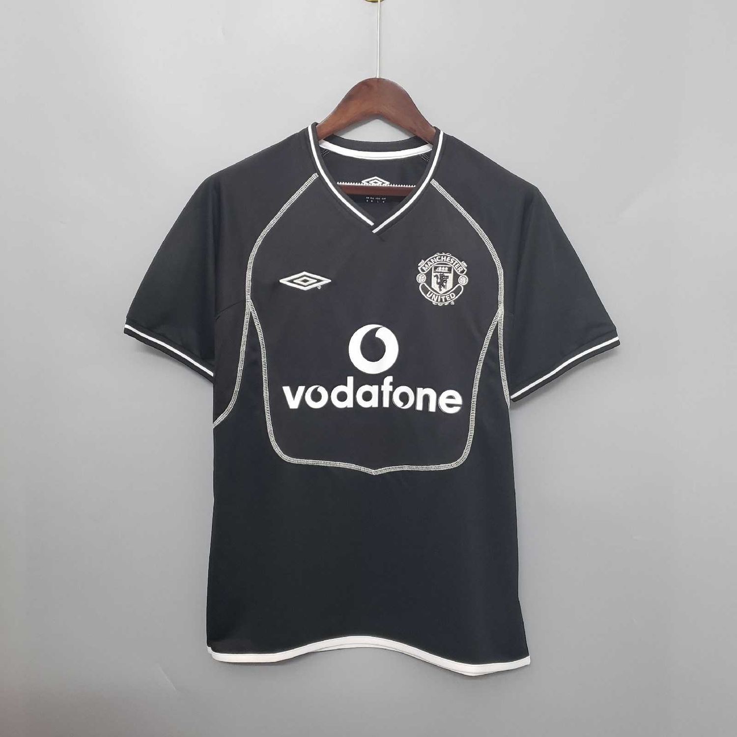 Man United Goalkeeper 00/02 Retro Jersey  Man United Goalkeeper 00/02 Retro Jersey
