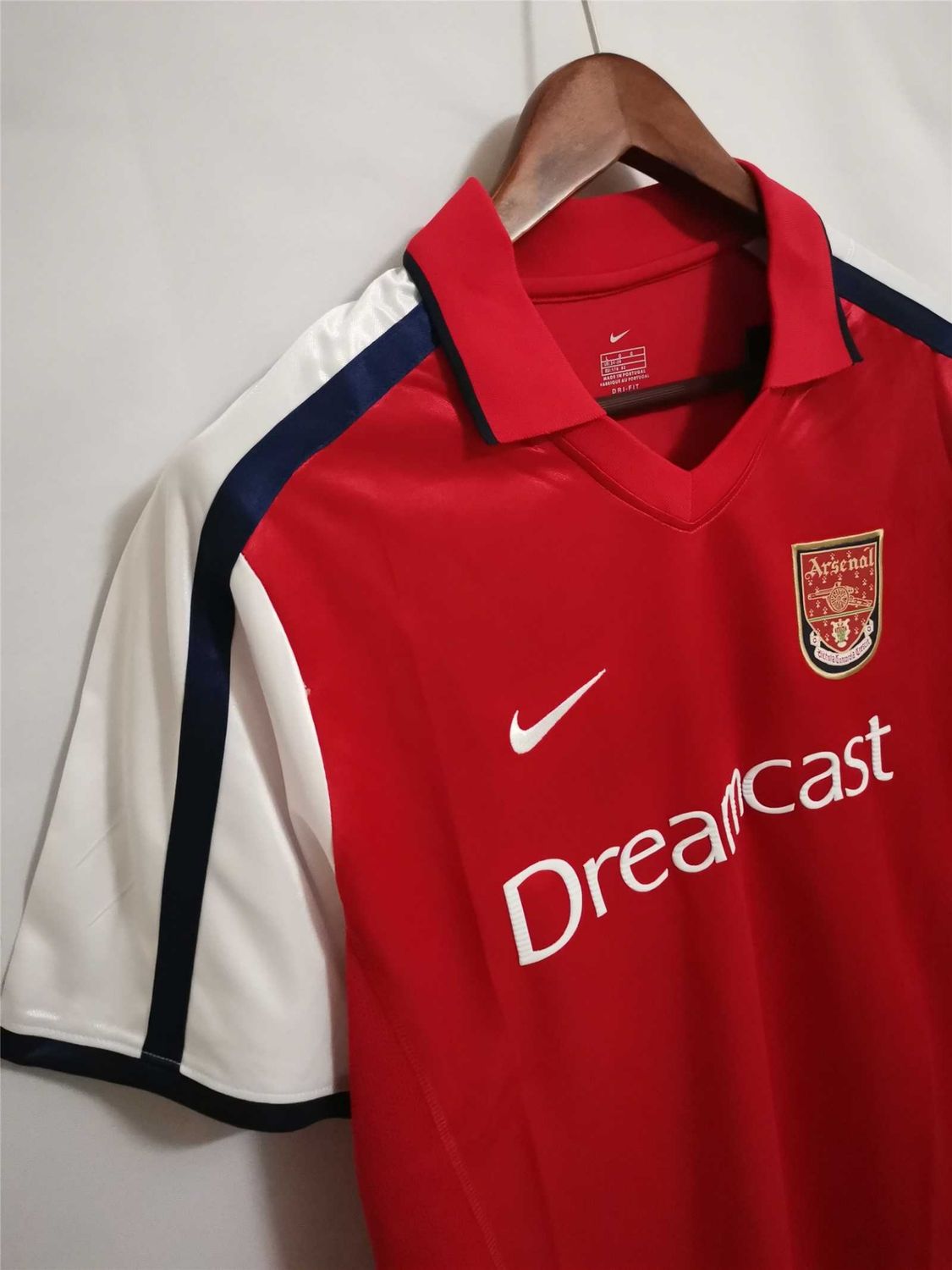 Arsenal Home 00/01 Retro Jersey  Arsenal Home 00/01 Retro Jersey