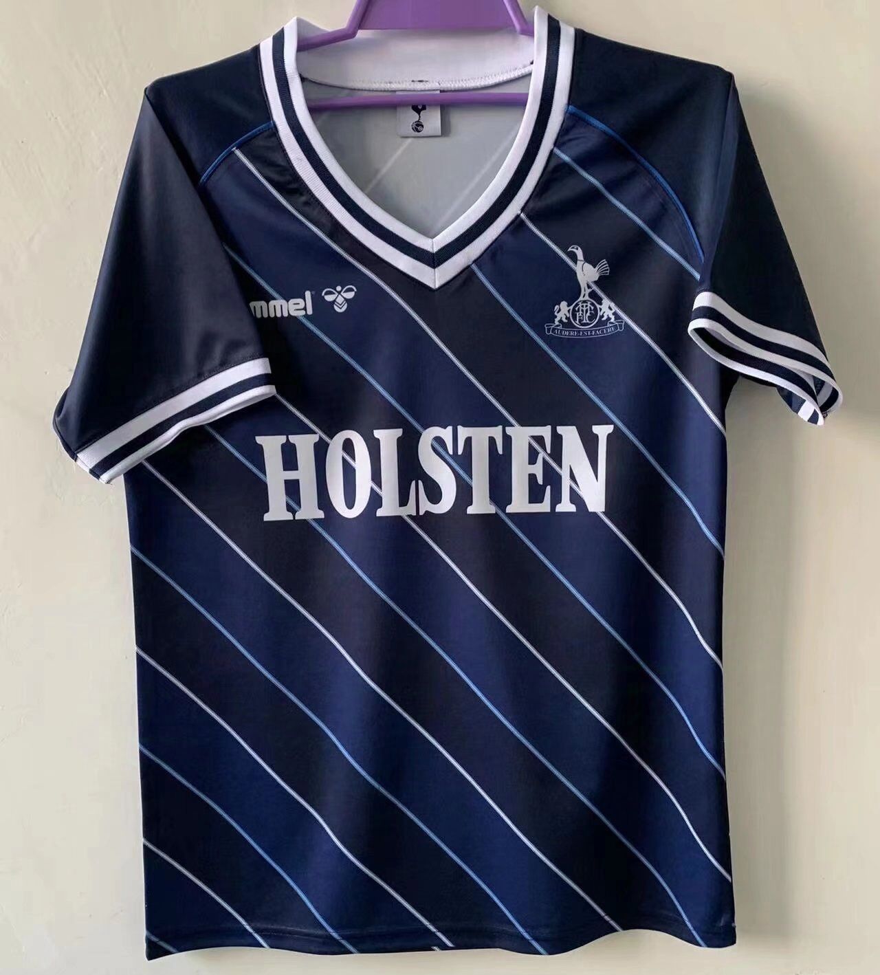 Tottenham Hotspurs Away 1988 Retro Jersey  Tottenham Hotspurs Away 1988 Retro Jersey
