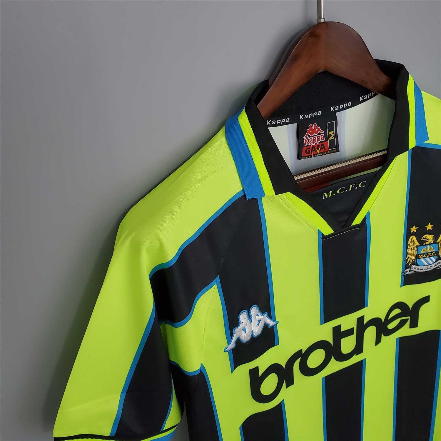 Manchester City Away 98/99 Retro Jersey  Manchester City Away 98/99 Retro Jersey