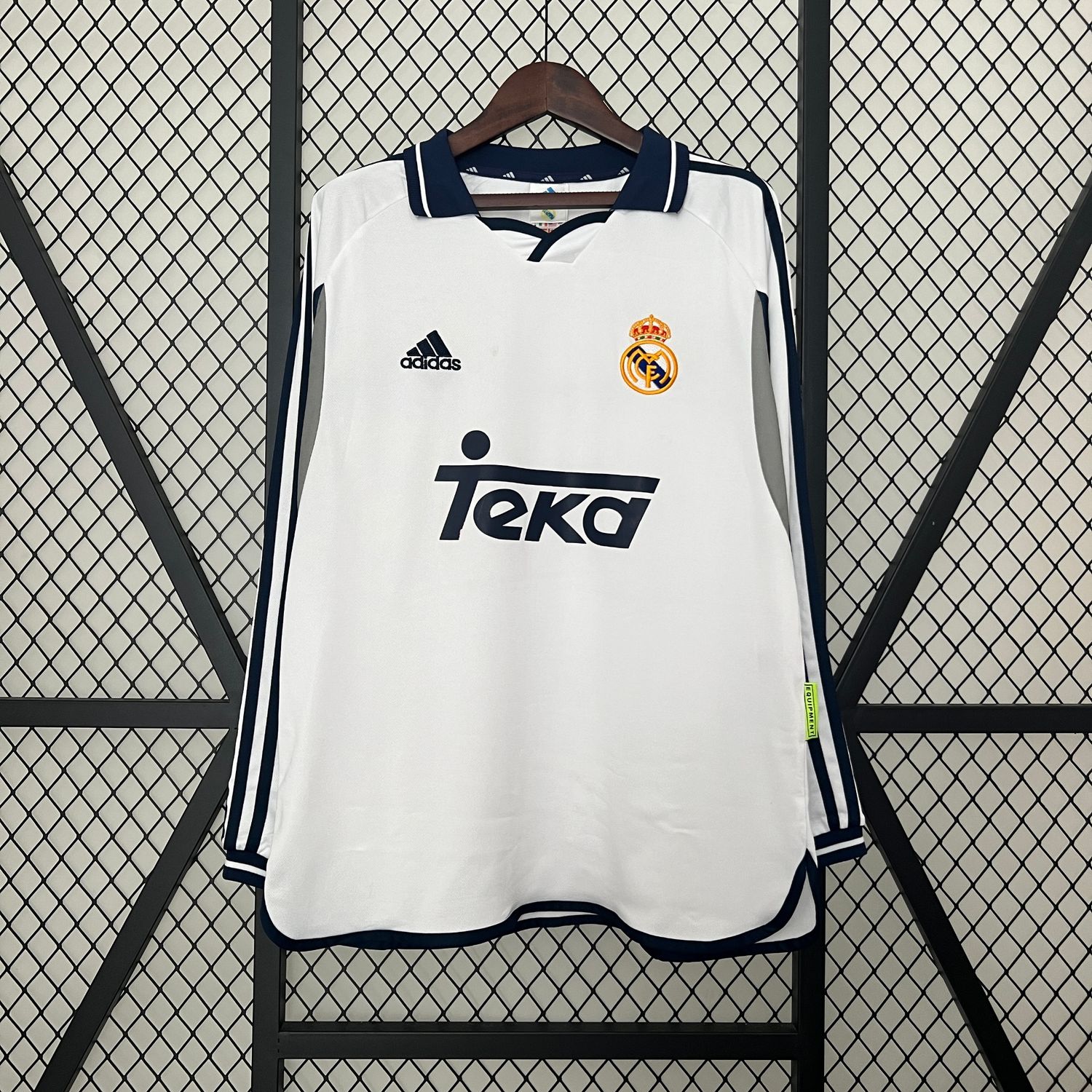 Real Madrid Home 00/01 Long Sleeve Retro Jersey  Real Madrid Home 00/01 Long Sleeve Retro Jersey