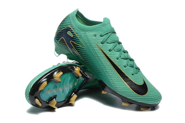 Air Zoom Green Soccer Boot