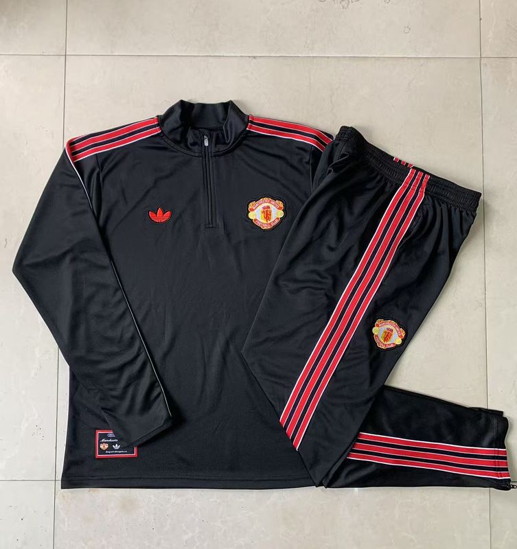 Man United Black, Red and White Long Sleeve Training Set 