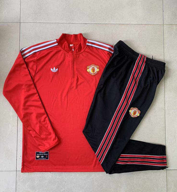 Man United Red, Black and White Long Sleeve Training Set 