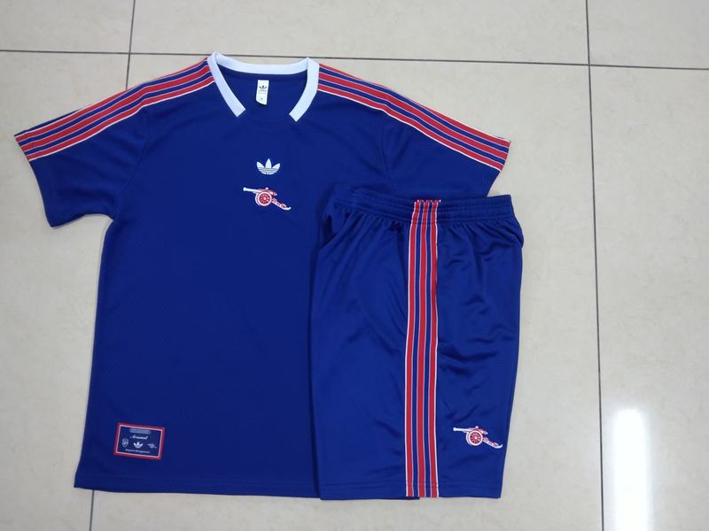 Arsenal Blue and Red Training Set