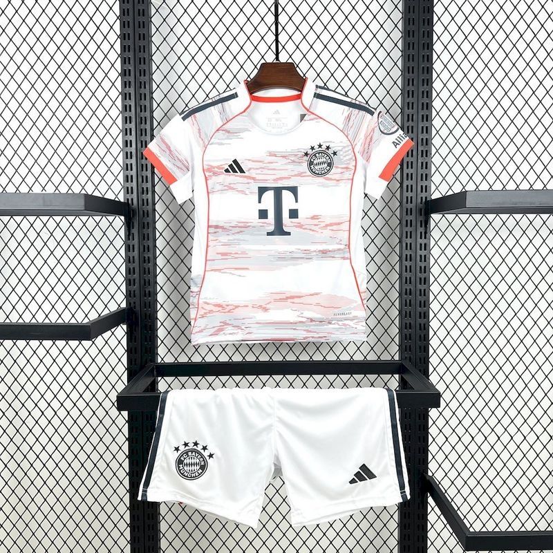 Bayern Munich Kids Away Kit