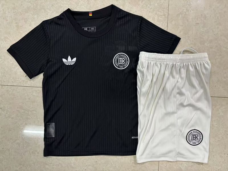 Germany Black and White Special Kids Kit Germany Black and White Special Kids Kit