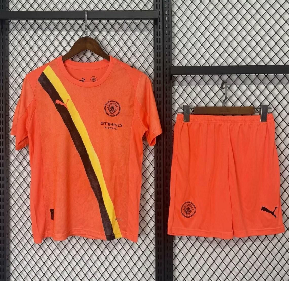 Manchester City Kids Superkidz Orange Special Kit Manchester City Kids Superkidz Orange Special Kit