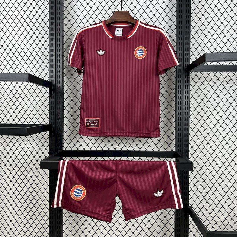 Bayern Munich Kids Maroon Special Kit Bayern Munich Kids Maroon Special Kit