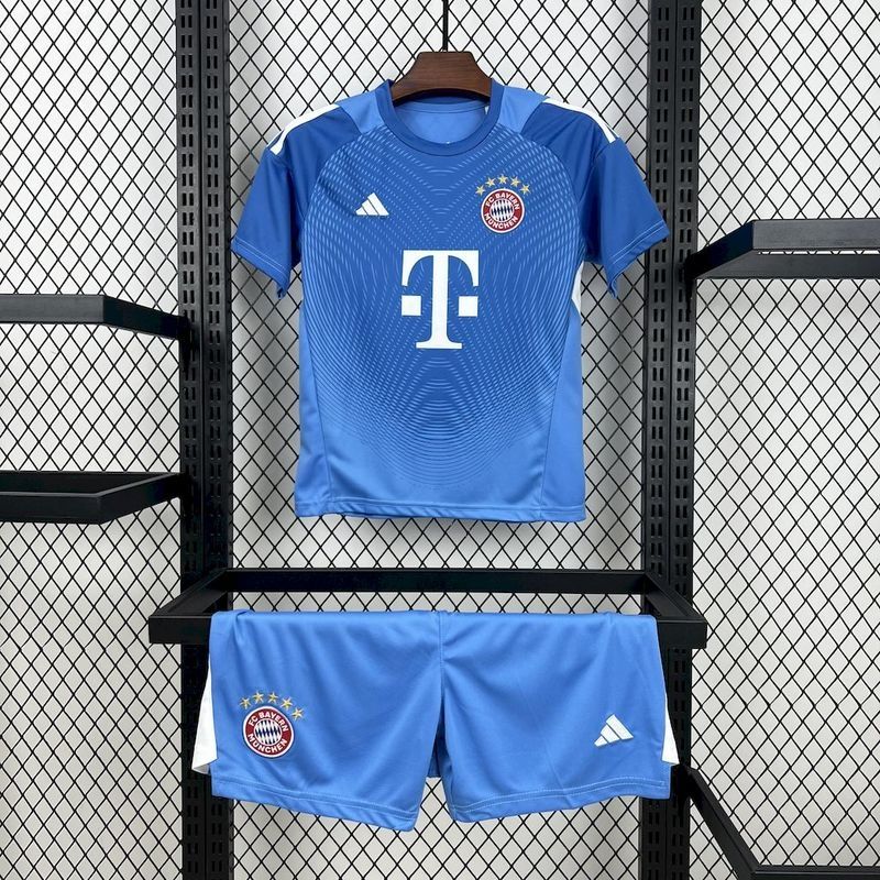 Bayern Munich Kids Blue Special Kit Bayern Munich Kids Blue Special Kit
