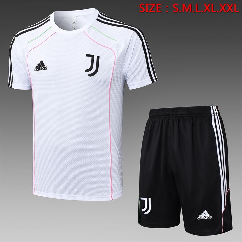 Juventus White and Black Training Set