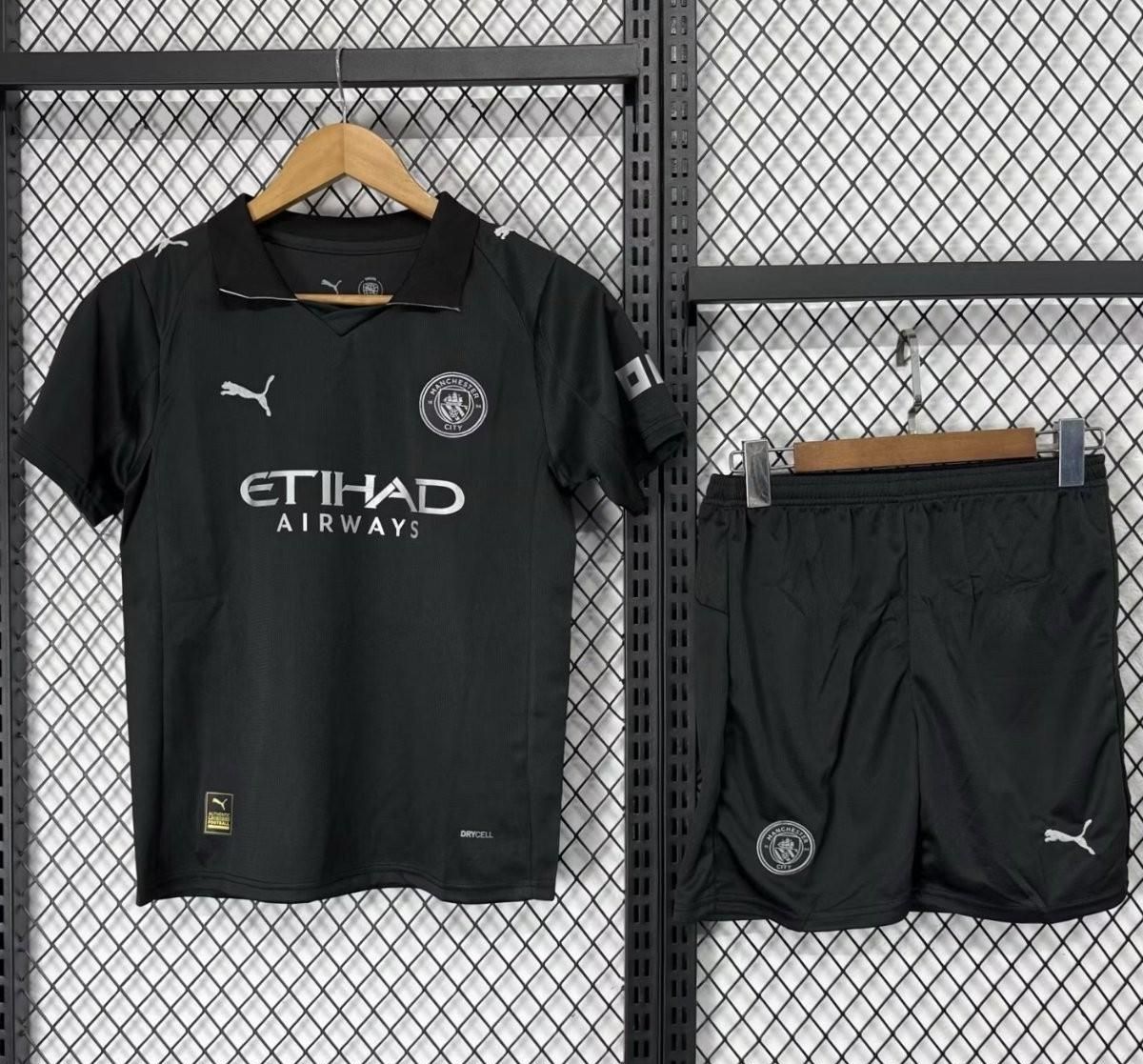 Manchester City Away Kids Kit Manchester City Away Kids Kit