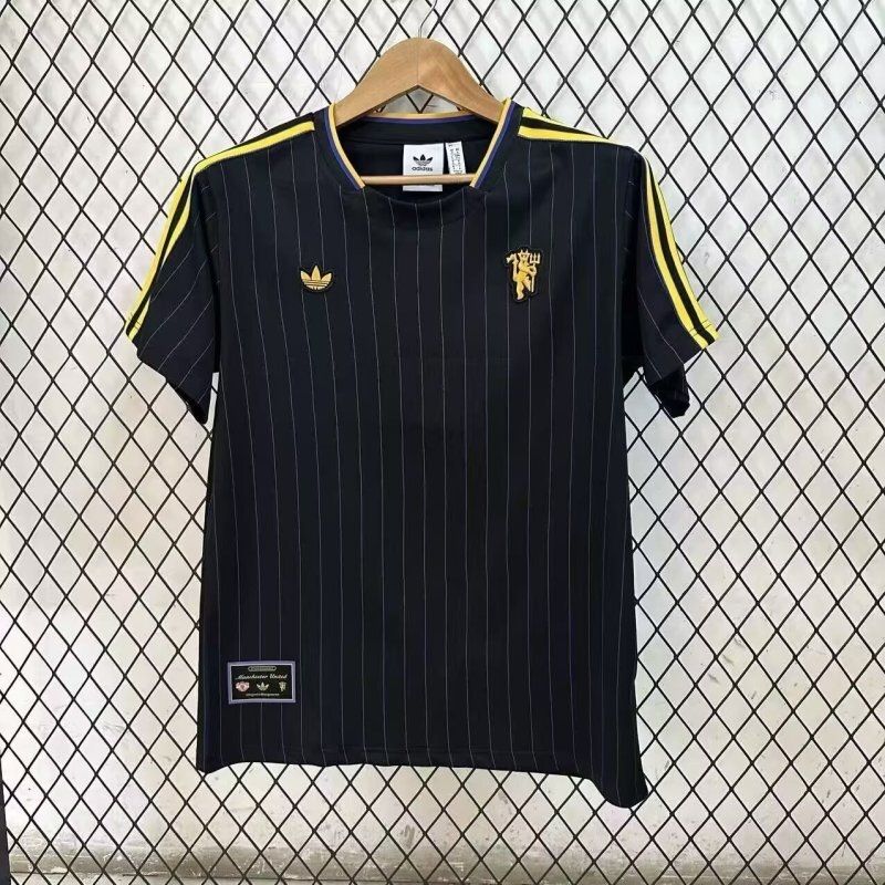 Man United Black and Yellow Stripe Retro Style Special Fan Jersey Man United Black and Yellow Stripe Retro Style Special Fan Jersey