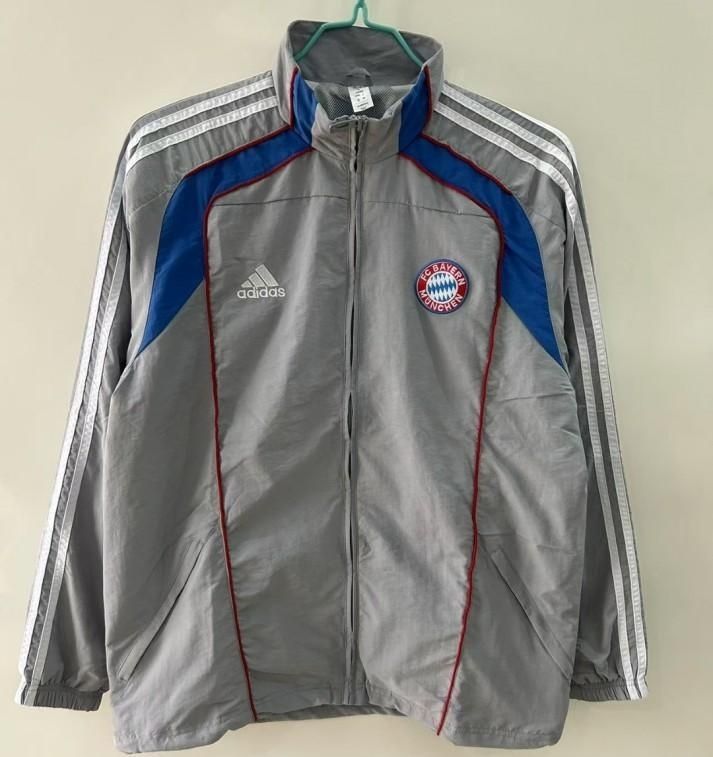 Bayern Munich Grey Windbreaker Bayern Munich Grey Windbreaker