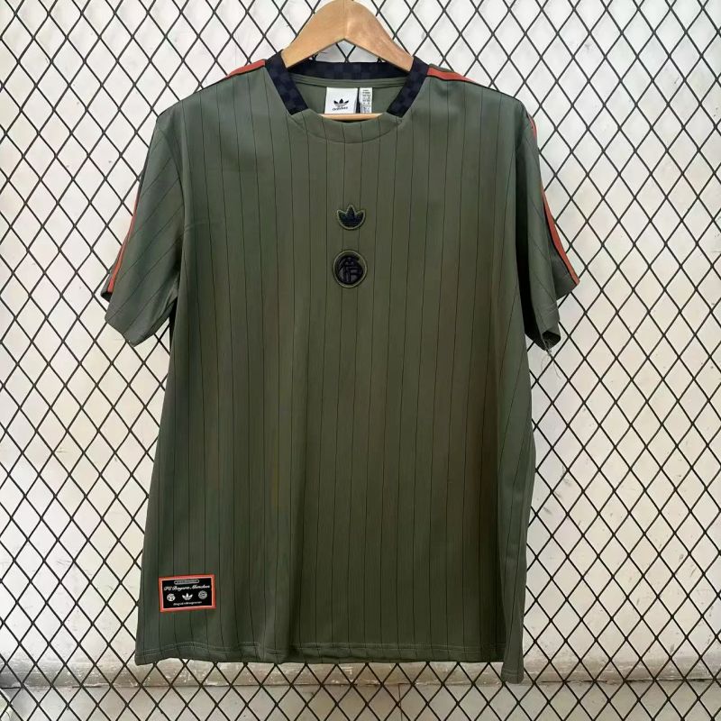 Bayern Munich Olive Green Retro Style Special Fan Jersey Bayern Munich Olive Green Retro Style Special Fan Jersey