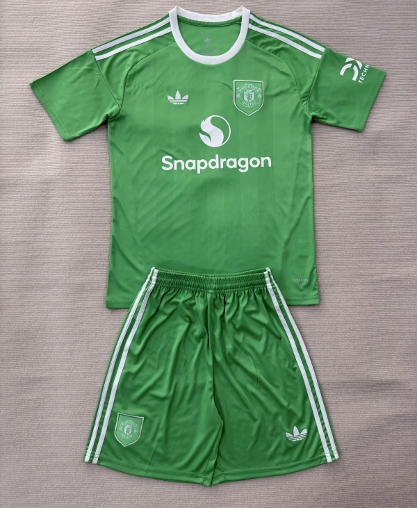 Man United Kids Green Special Kit Man United Kids Green Special Kit