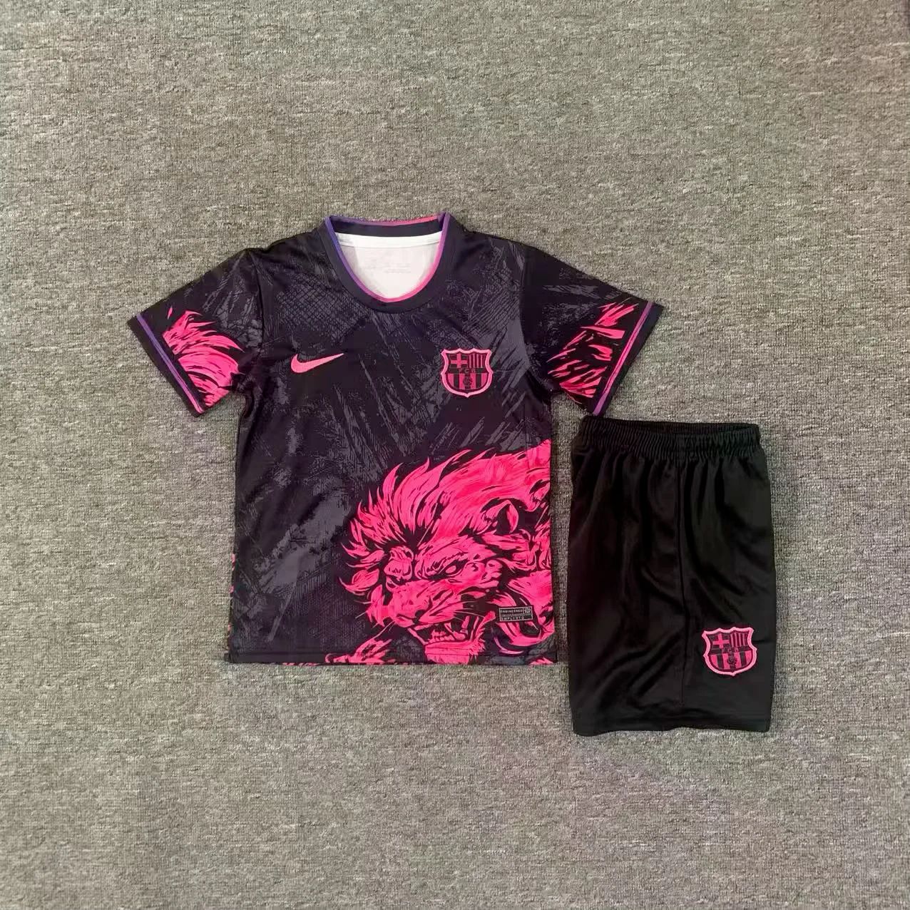 Barcelona Black and Pink Lion Kids Special Kit Barcelona Black and Pink Lion Kids Special Kit