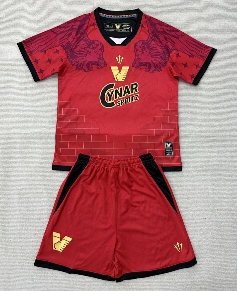 Venezia Maroon Kids Special Kit