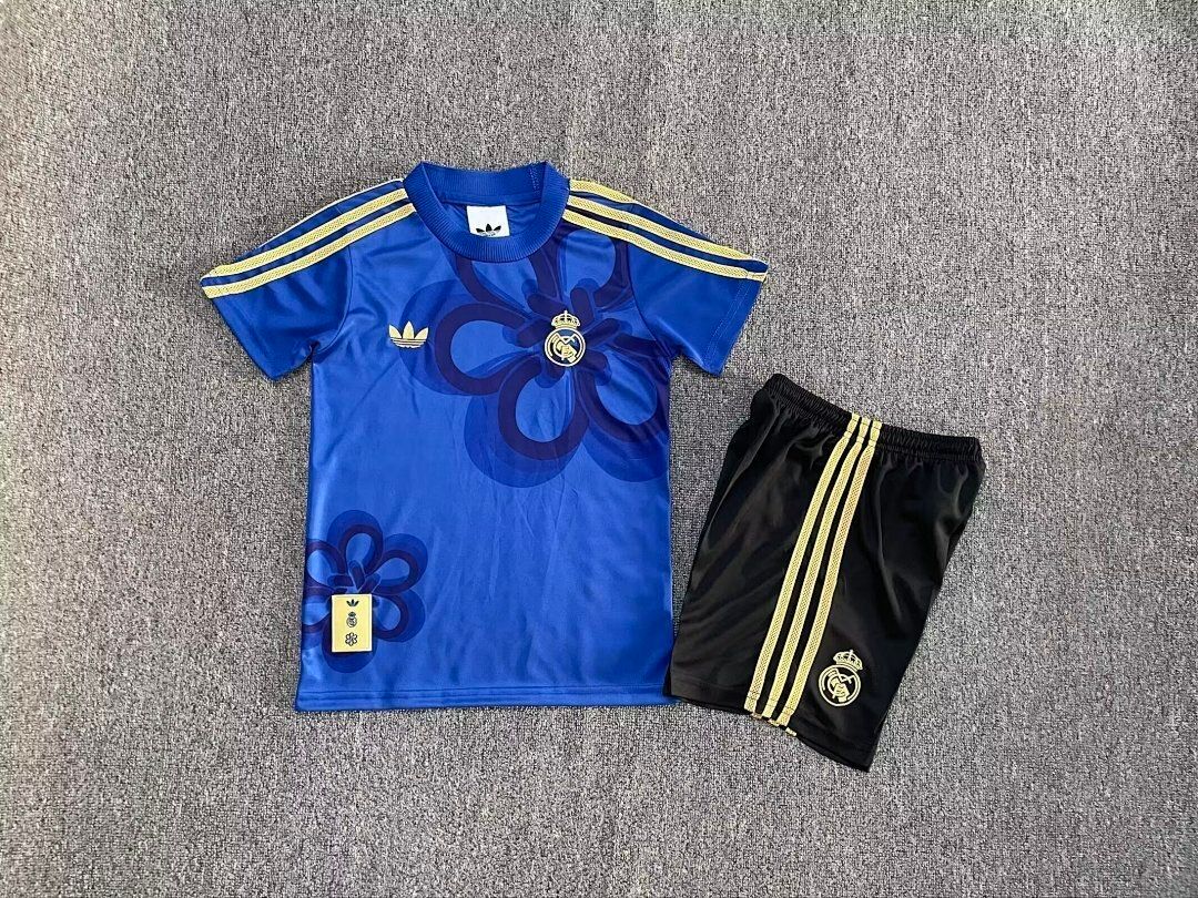 Real Madrid Blue Flower Kids Special Kit