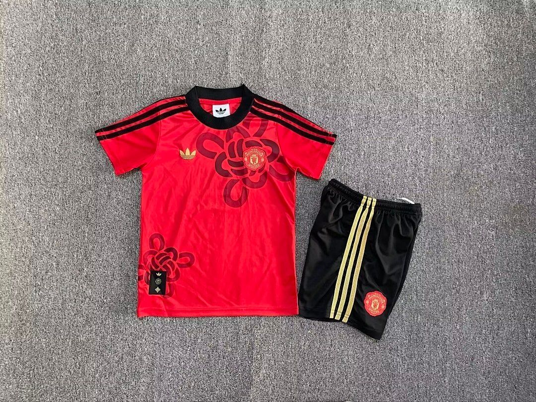 Man United Kids Red Knot Special Kit