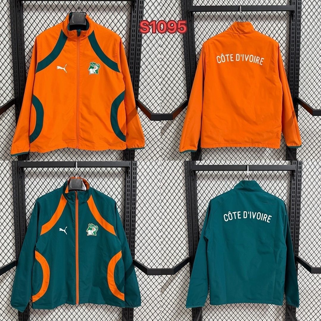  Reversible Windbreaker
