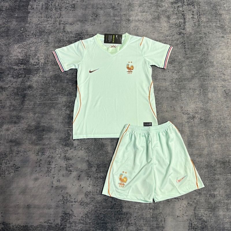 France Away Kids Kit