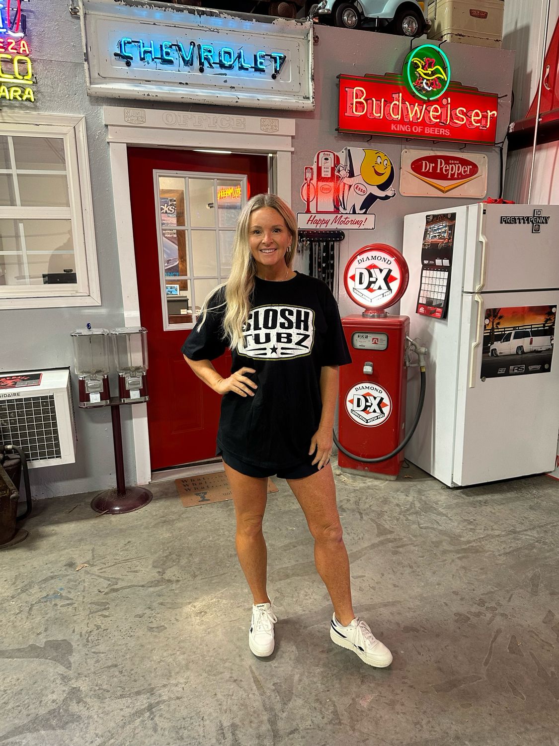 GILDAN/ SLOSH LOGO T SHIRTS/ MULTIPLE COLORS AVAILABLE