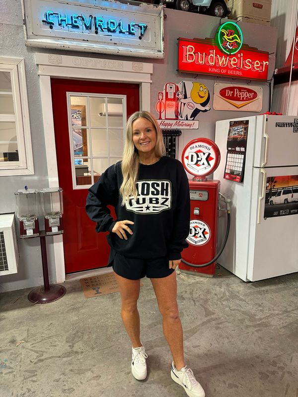 GILDAN CREW NECK SWEAT SHIRT , MULTIPLE COLORS AVAILABLE