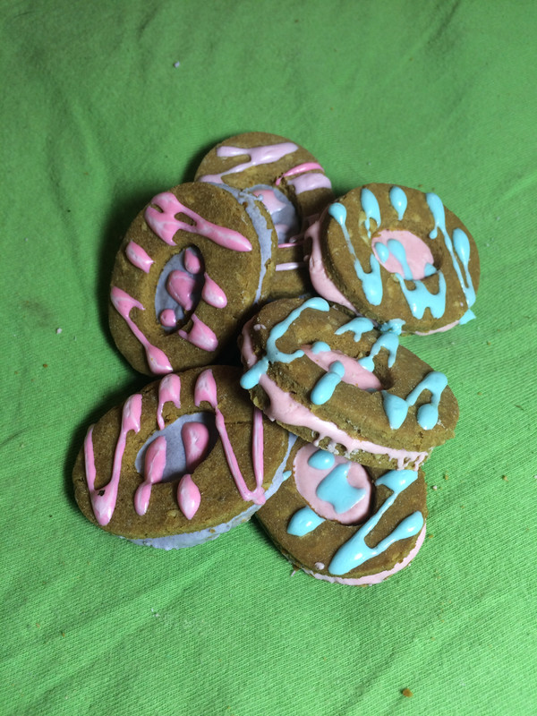 Easter Egg Linzers