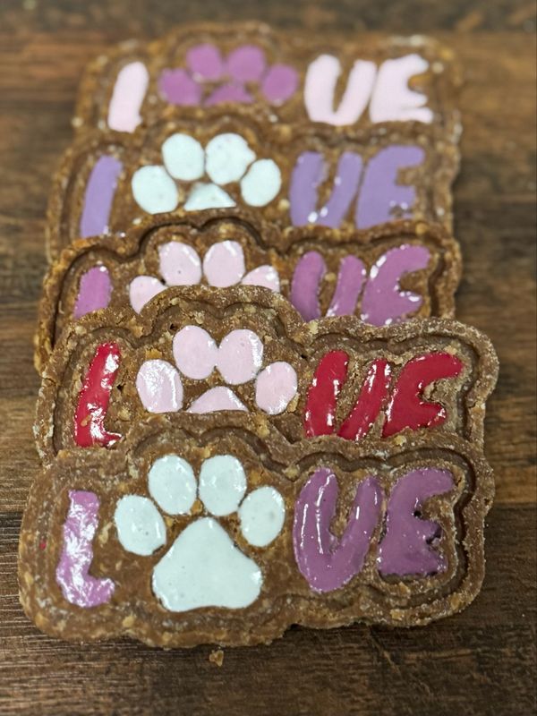 L🐾VE Treats