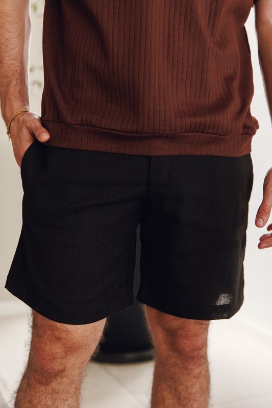 Black Lino Short