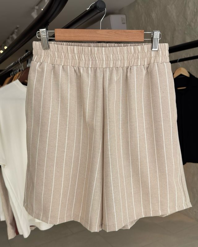 Beige Lines Short
