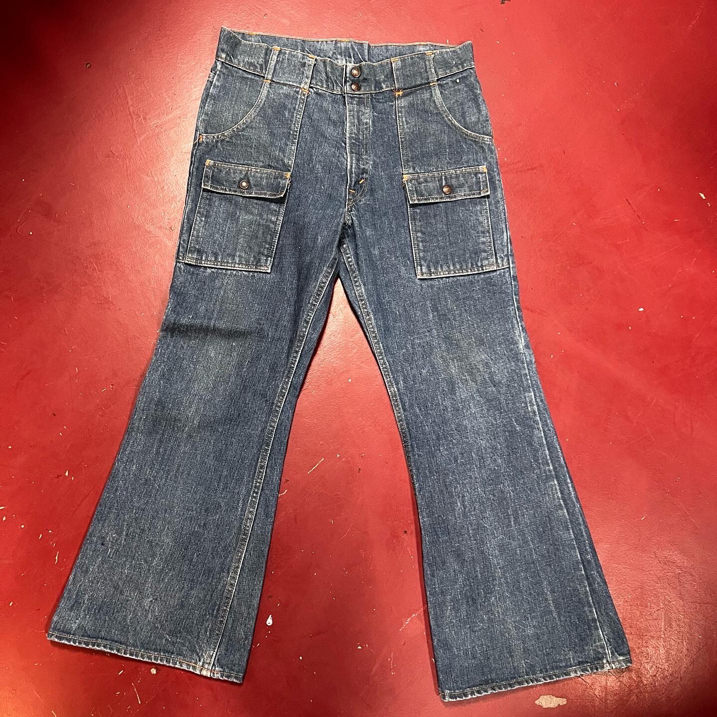 Vintage Levi’s Bell Bottom Jeans. Free Shipping