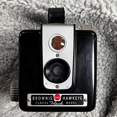 Vintage 1960s Kodak Brownie Camera. Free Shipping