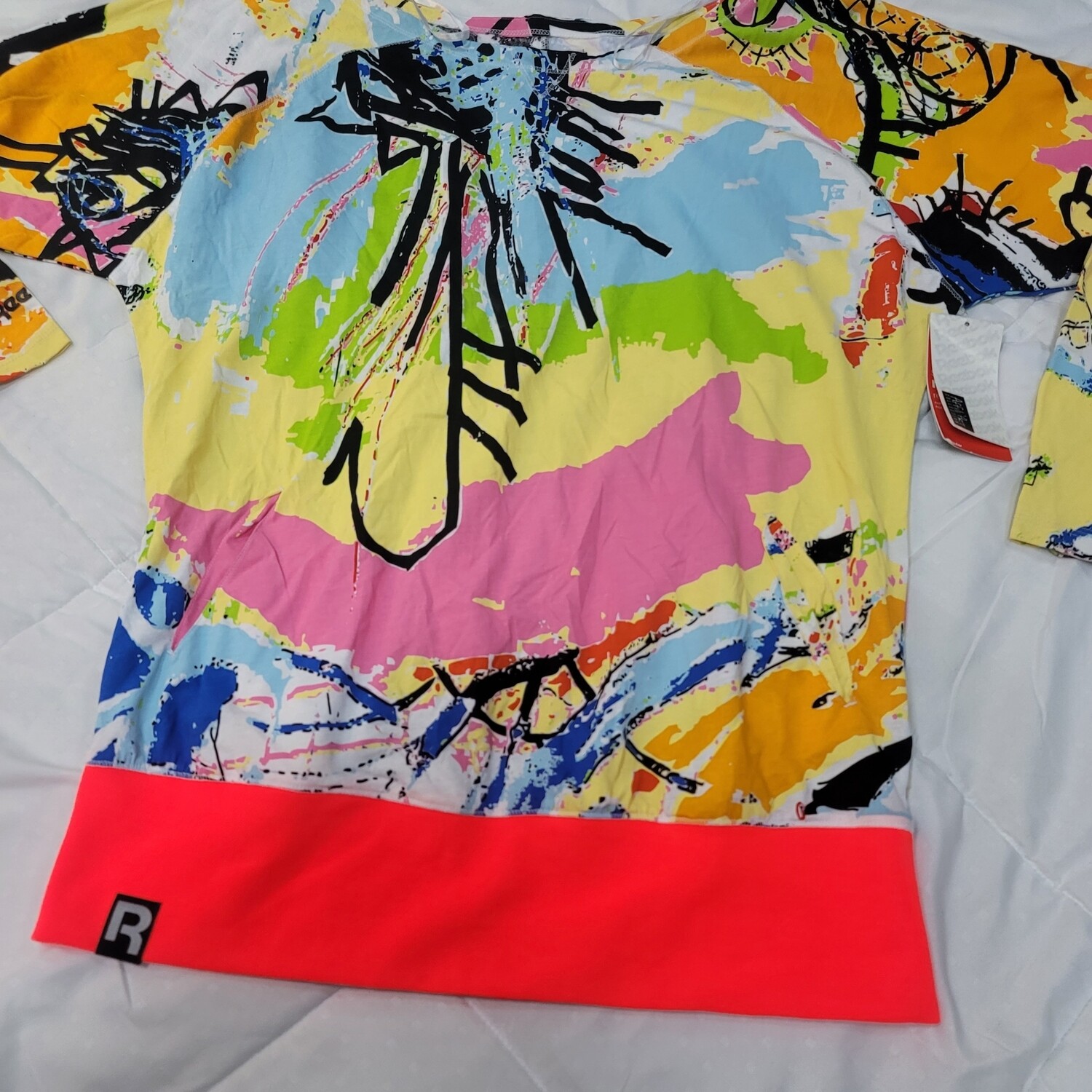 NWT Reebok Basquiat Swiss Beats Wide Neck Shirt