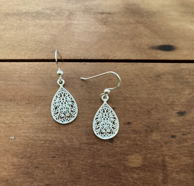 Delicate Sterling Silver Filigree Drop Earring