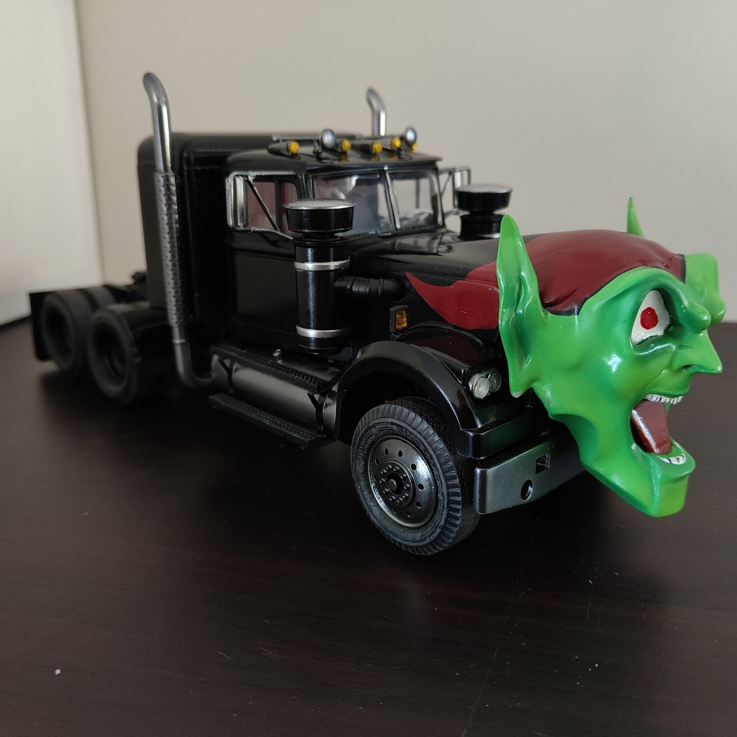 Happy Toyz "Big Pig Deluxe" Full Set.