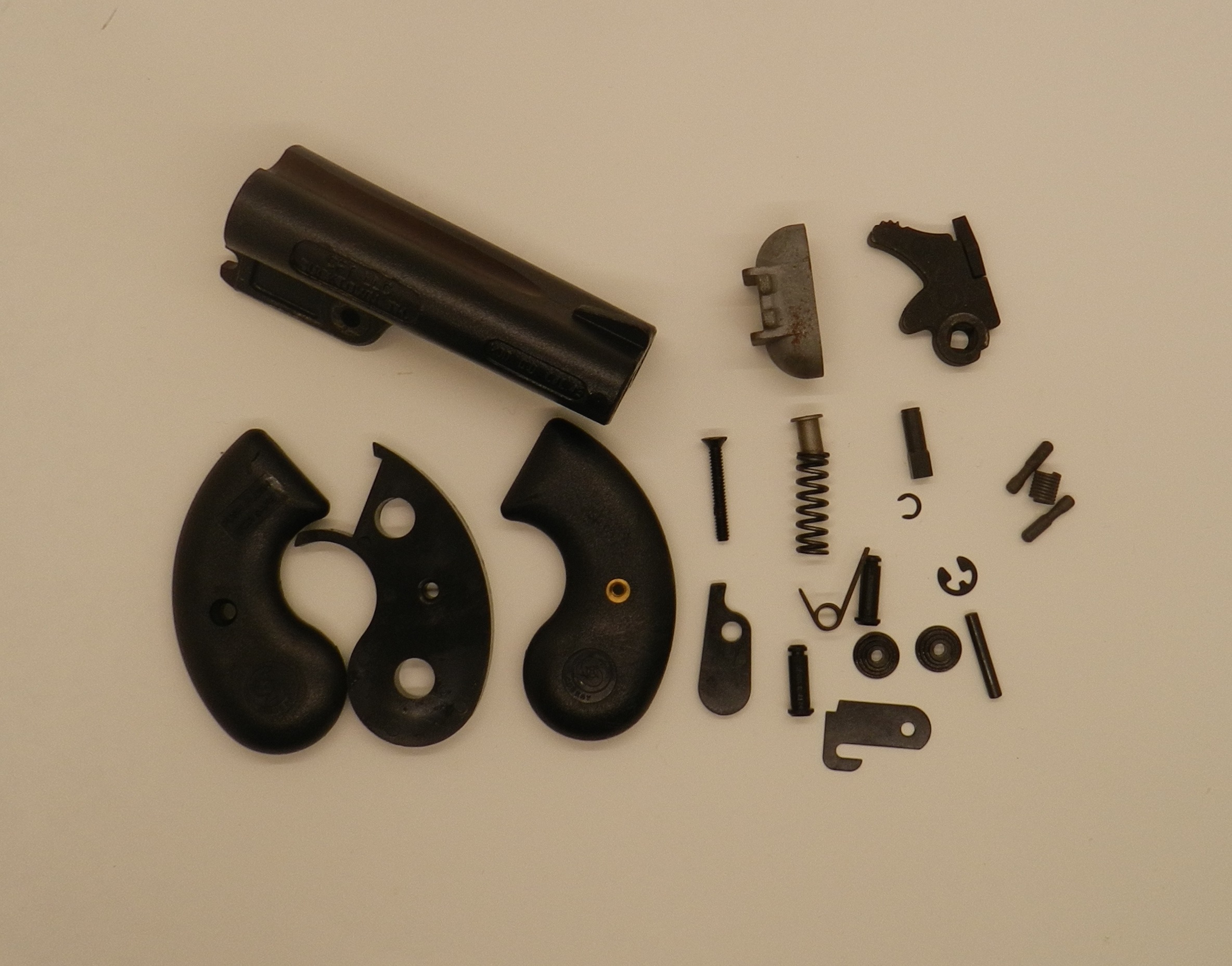 DOUBLE BARREL DERRINGER PARTS SET  45LC  410
