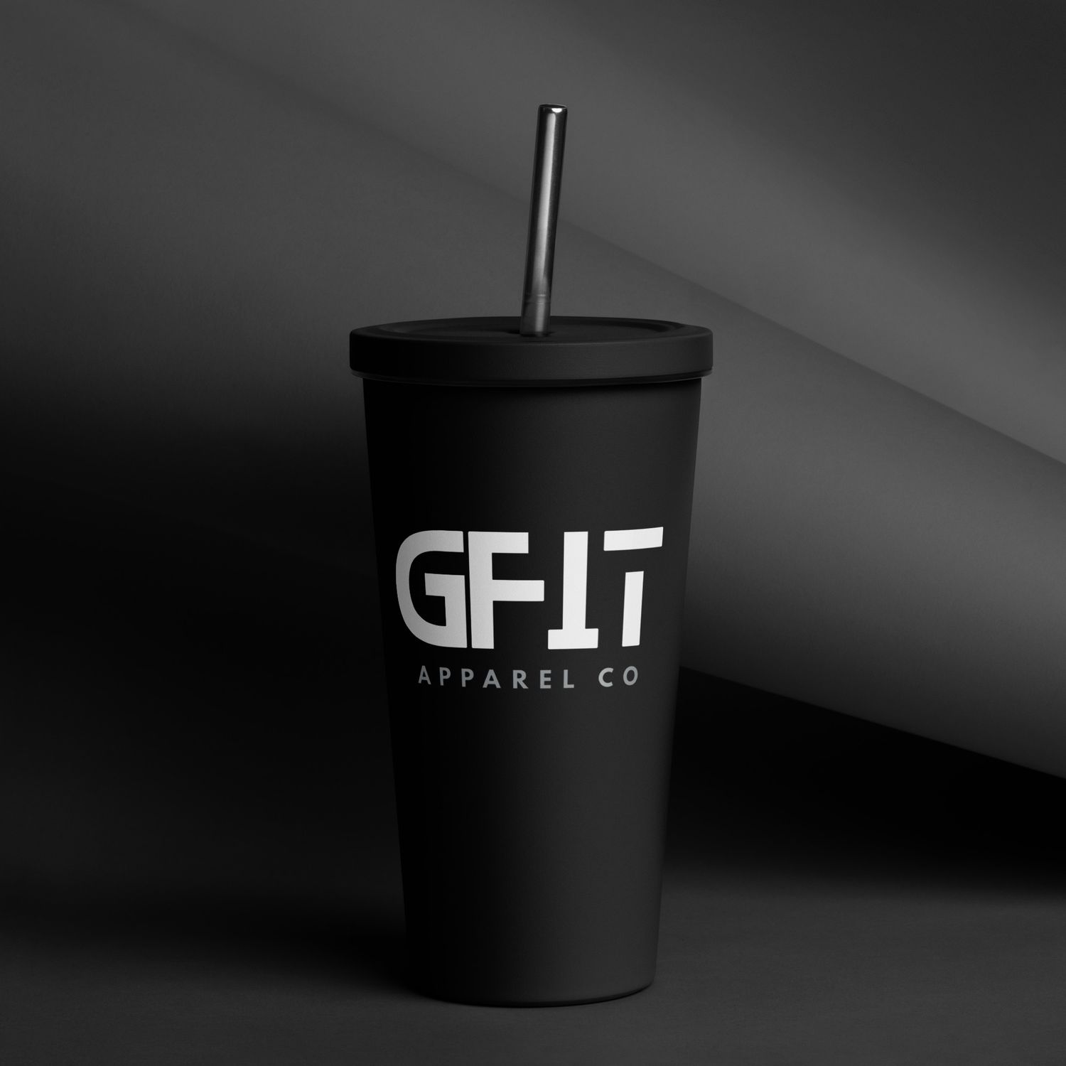 GFIT Insulated tumbler with a straw