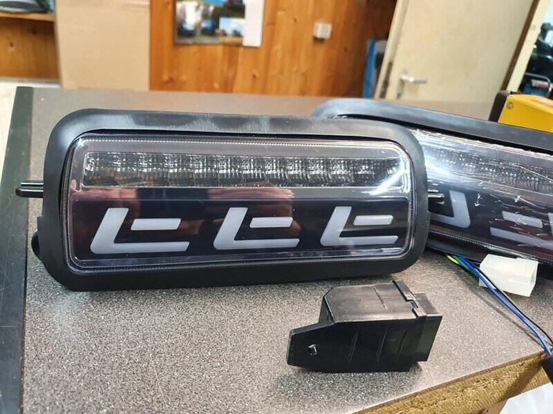 LED Blinker Modull mit Tagfahrlicht Funktion  Lada 4x4/Taiga/Urban/Pickup