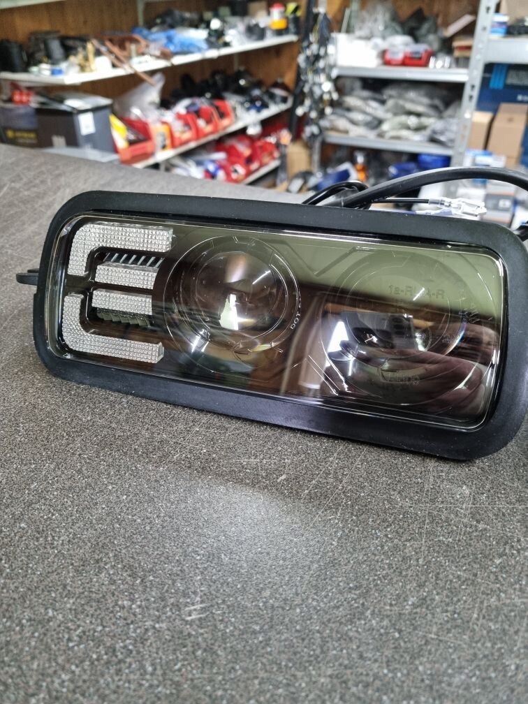LED  Blinker Modull mit Tagfahrlicht/Fernlicht  Funktion Lada 4x4/Taiga/Urban/Pickup