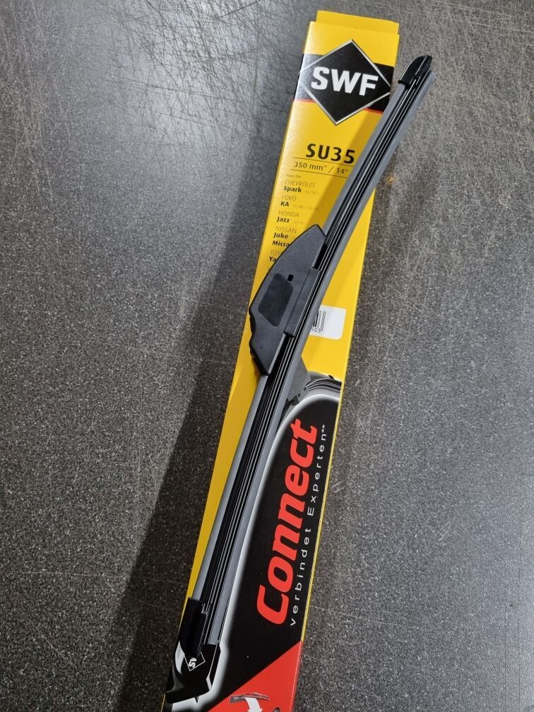 1x Scheibenwischerblatt  Flat 350mm,  universal für alle NIva vorne mit Hackensystem,SWF SU35