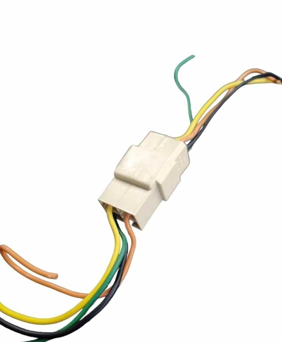 Stecker 4 polig , mit Kabel , passt  alle Lada 4x4 , Legend, Niva ,Bronto bis 2020