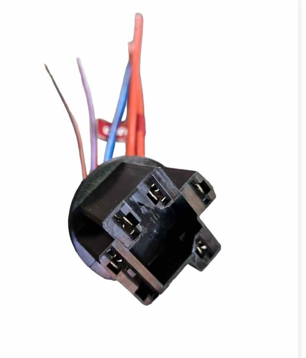 Stecker  mit Kabel für Zündschloss, passt  alle Lada 4x4 , Niva ,Legend, Bronto