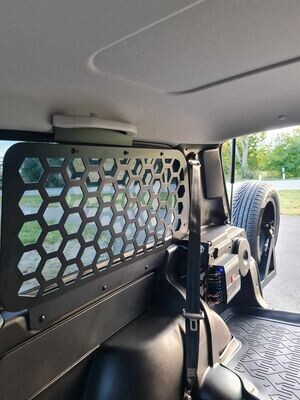 Lada Niva Fensterscheiben Schutzbleche WFT