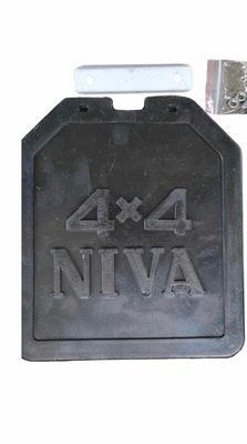 2x Schmutzfänger hinten mit Halter, Lada 4x4