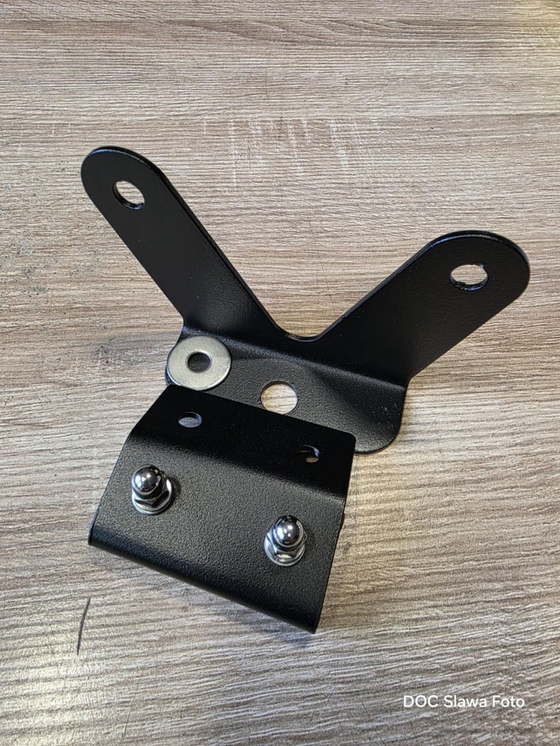 Halter für Ansaugschnorchel  Lada 4x4/ Niva/Urban/Pickup/Taiga / Legend /Bronto