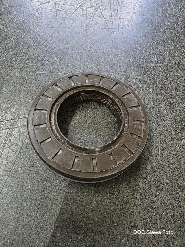 Simmerring  Hinterachse , Differential zu Kardannwelle für LADA 4x4 / NIVA / TAIGA / PICKUP/ URBAN /2131 / Legend bis 2012