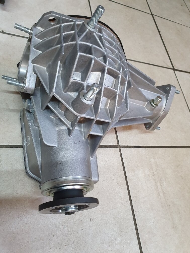 DIFFERENTIAL Vorderachse für LADA 4x4 / NIVA / TAIGA / PICKUP/ URBAN /2131