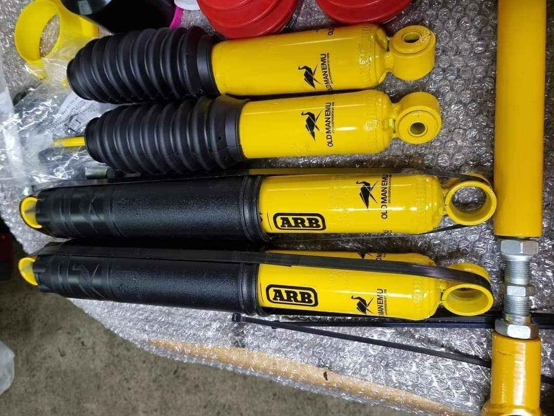 Fahrwerk Höherlegungs Satz für Lada 4x4 Freestyle Fahrwerk Höherlegungs Satz für Lada 4x4 Freestyle